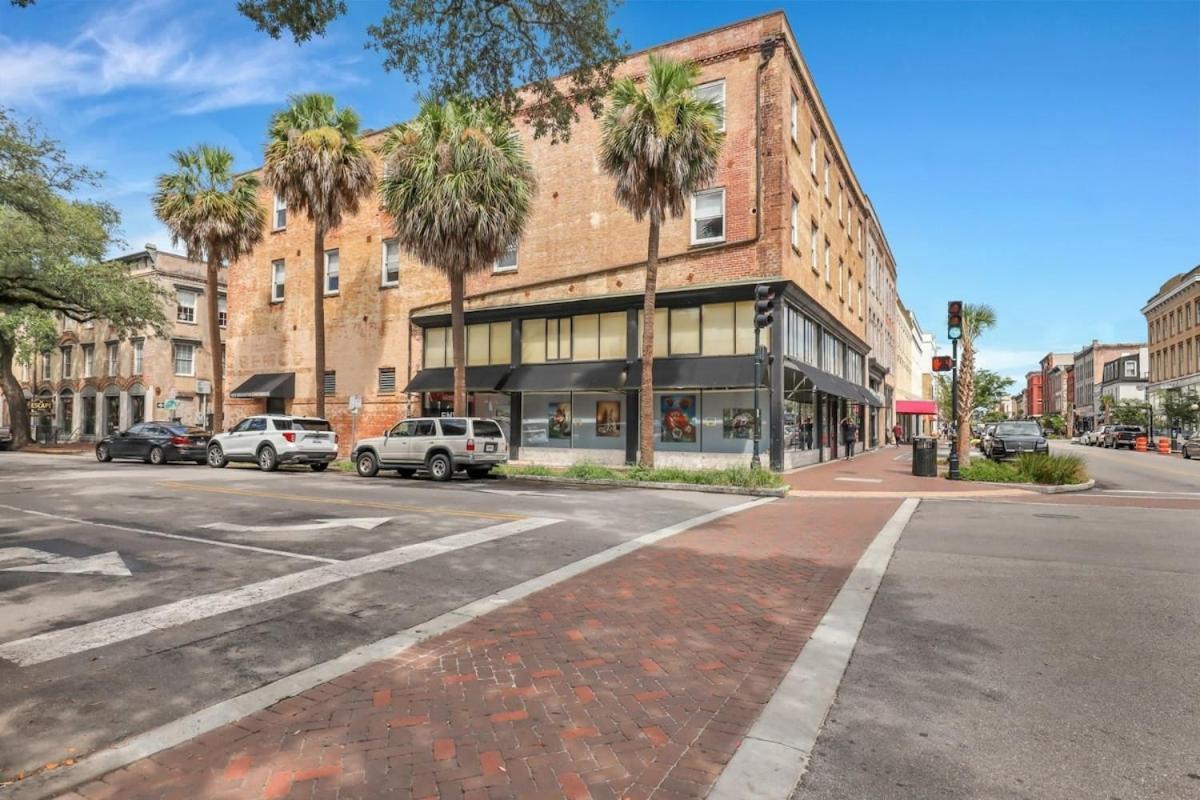 Lush Savannah Loft - Near Plant Riverside District Extérieur photo