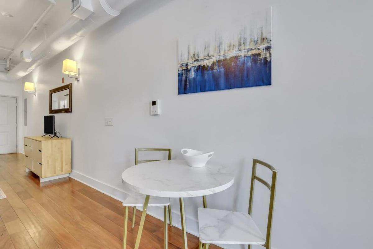 Lush Savannah Loft - Near Plant Riverside District Extérieur photo